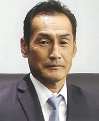 代表取締役社長　岡村良一